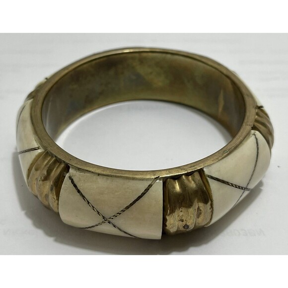 VINTAGE MNG BRASS BONE/STONES BANGLE BRACELET FASHION EUC - Picture 2 of 9